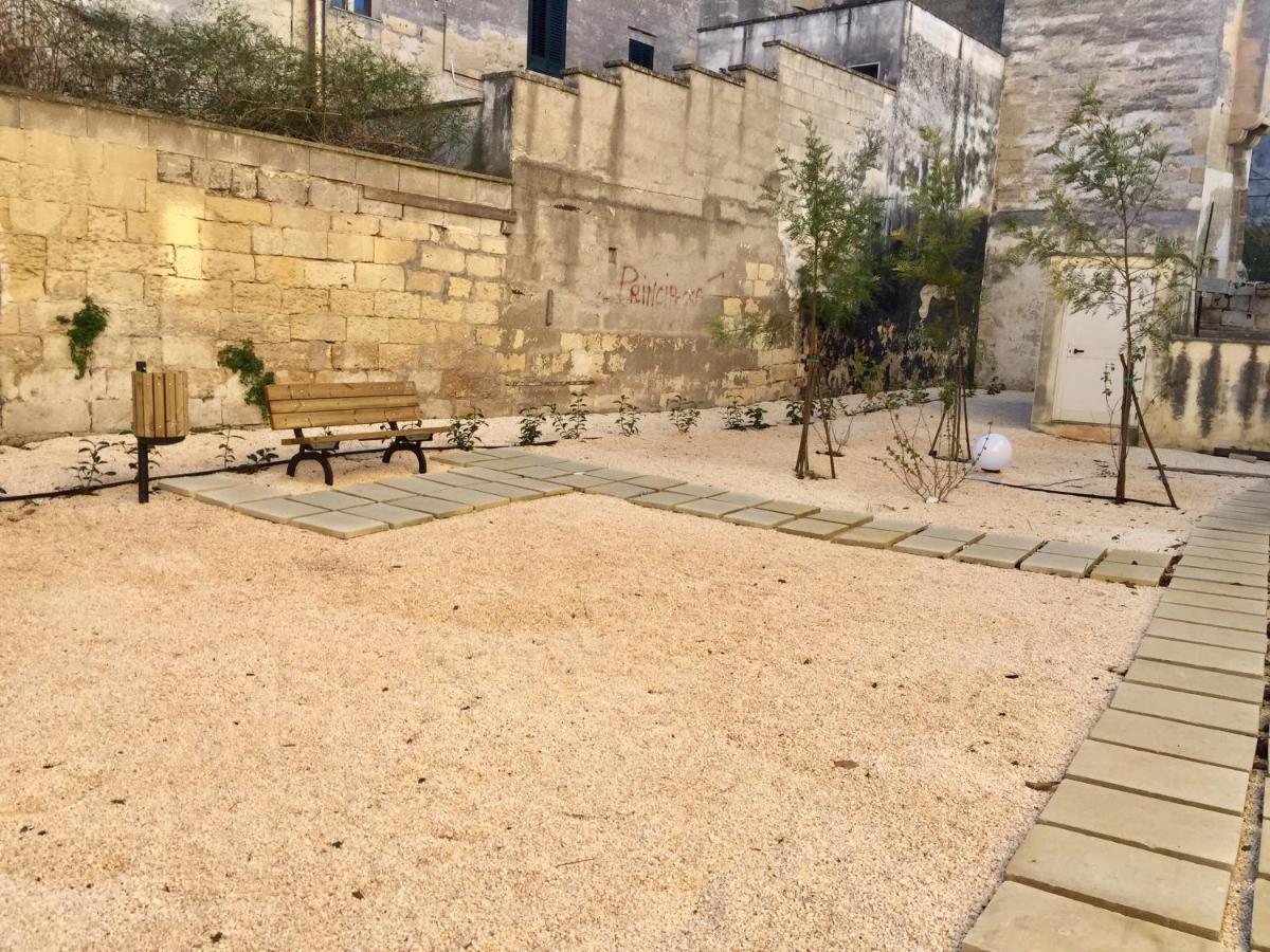 Attico Rudiae Lägenhet Lecce Exteriör bild